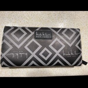 Nicole Miller wallet/wristlet